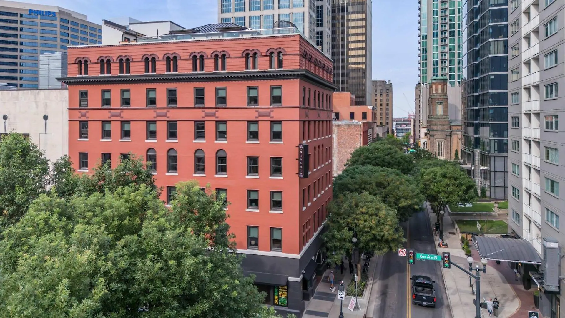 Nashville Studio B Suite 4Br By Maddox Hotel